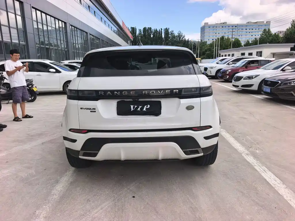 Land Rover Range Rover Evoque 2022 — фото 5