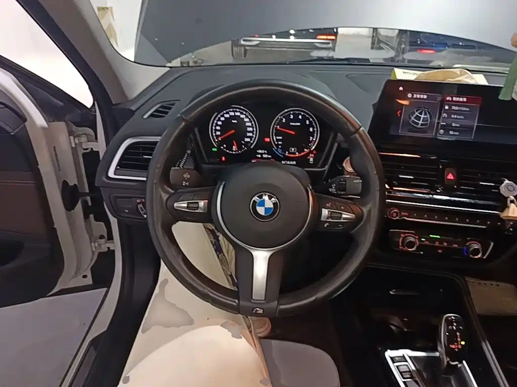 BMW 1 Series 2022