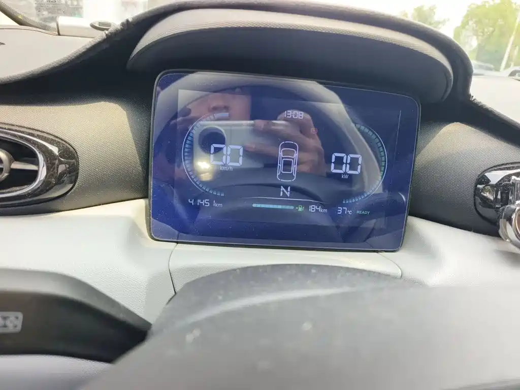 Leapmotor Zero Running T03 2024