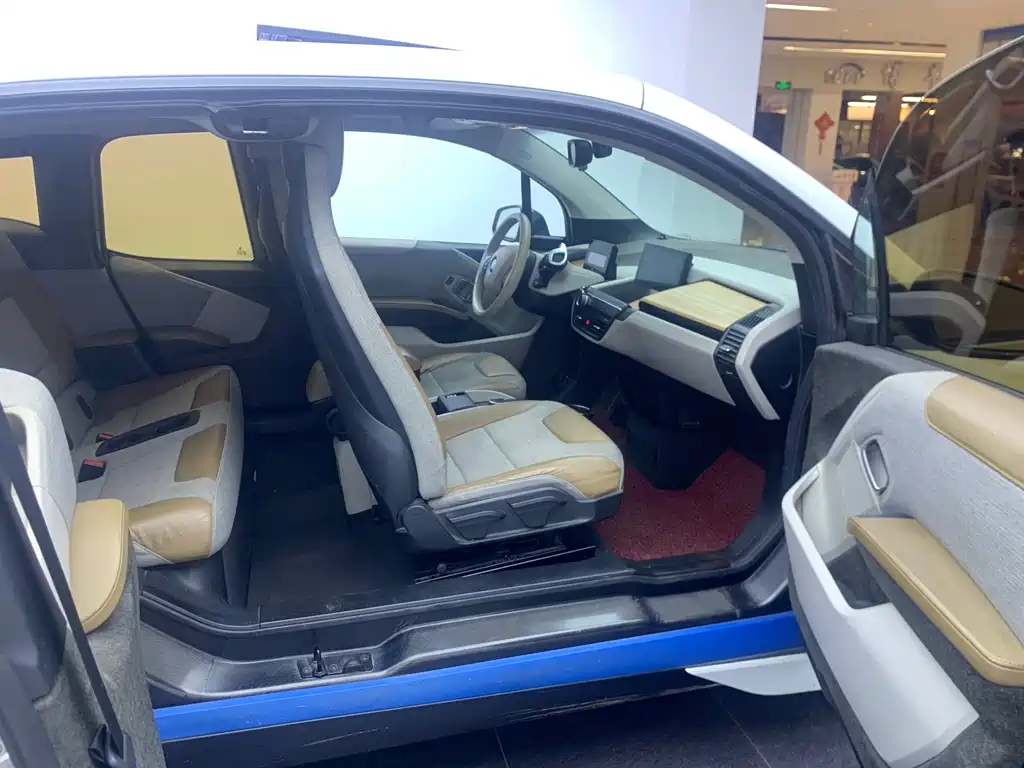 BMW i3 2016 — фото 19