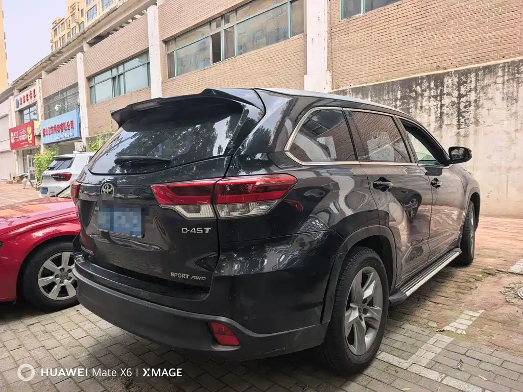 Toyota Highlander 2018