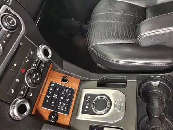 Land Rover Discovery 2016