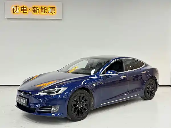 Tesla Model S 2018