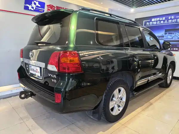 Toyota Land Cruiser 2014