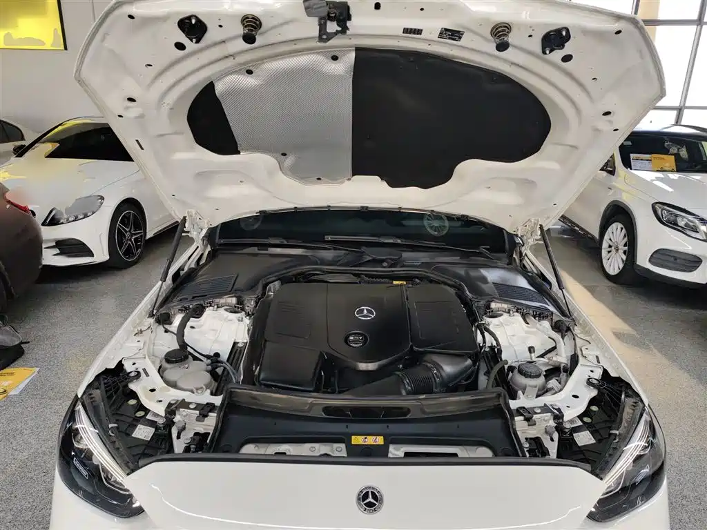 Mercedes-Benz C-Class 2023 — фото 20