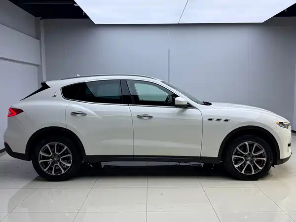 Maserati Levante 2017
