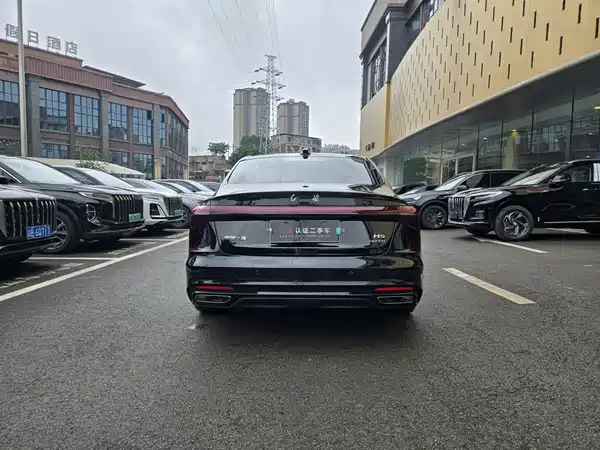 Hongqi H5 2025