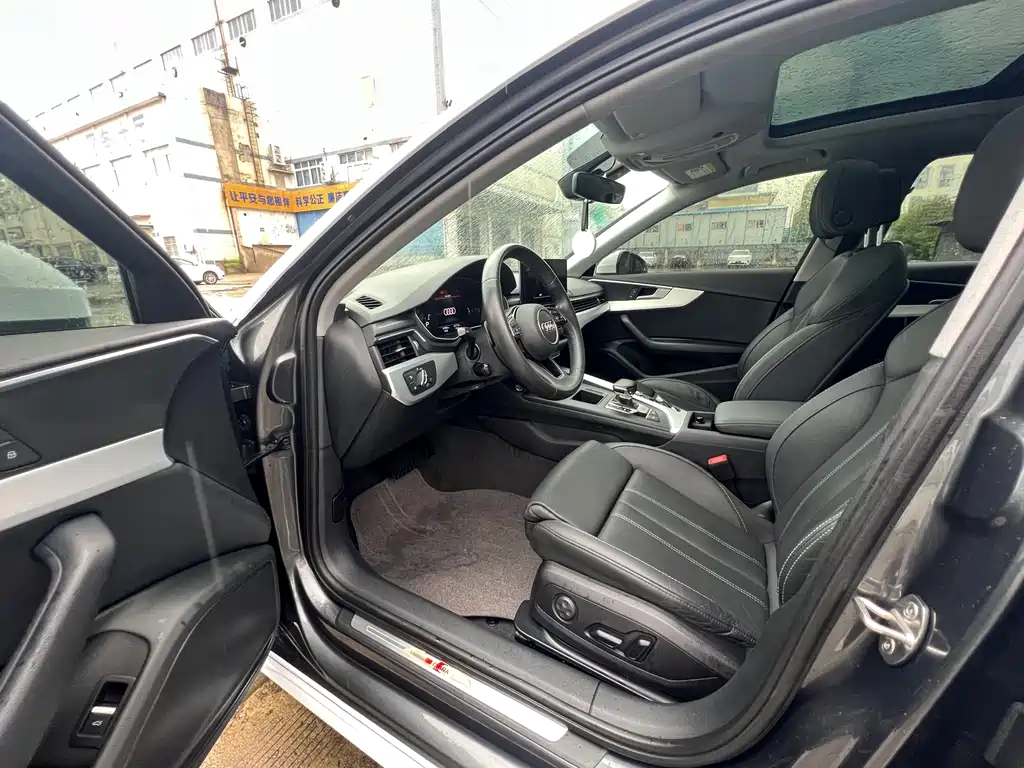 Audi A4L 2021