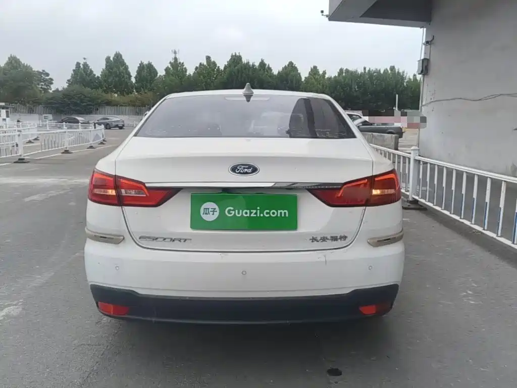 Ford Escort 2019