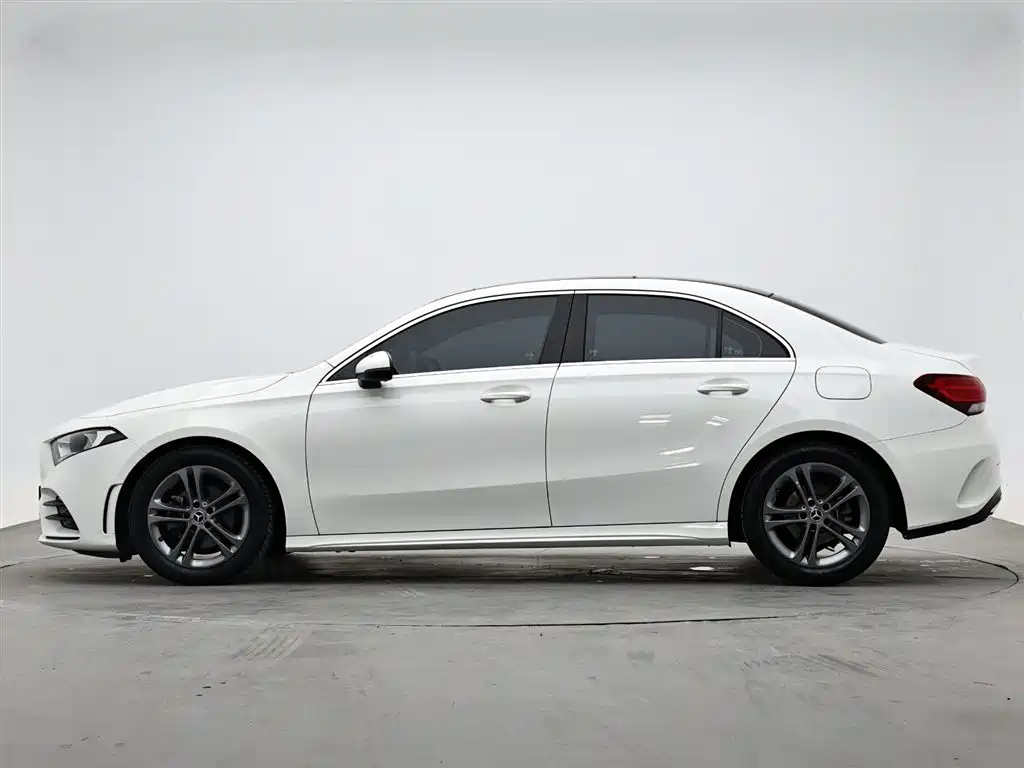 Mercedes-Benz A-Class 2022