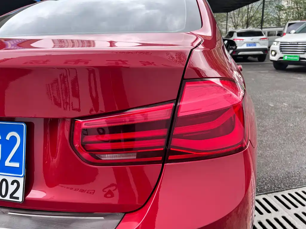 BMW 3 Series 2016 — фото 22