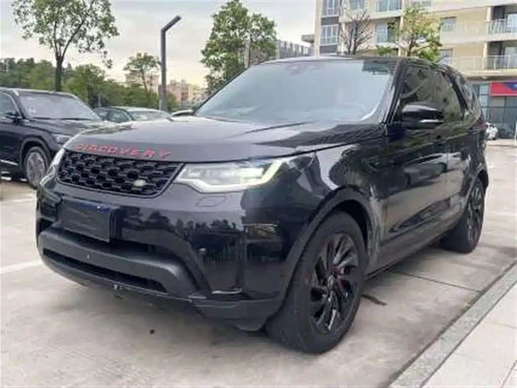 Land Rover Discovery 2022 — фото 1