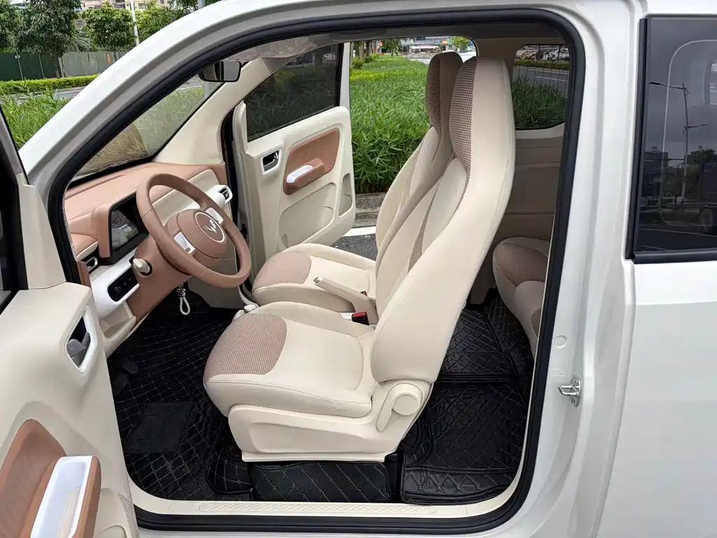 Wuling Hongguang MINIEV 2024