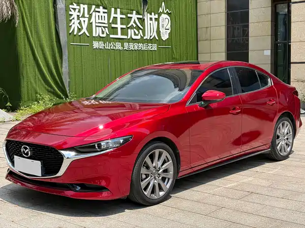 Mazda 3 Axela 2021
