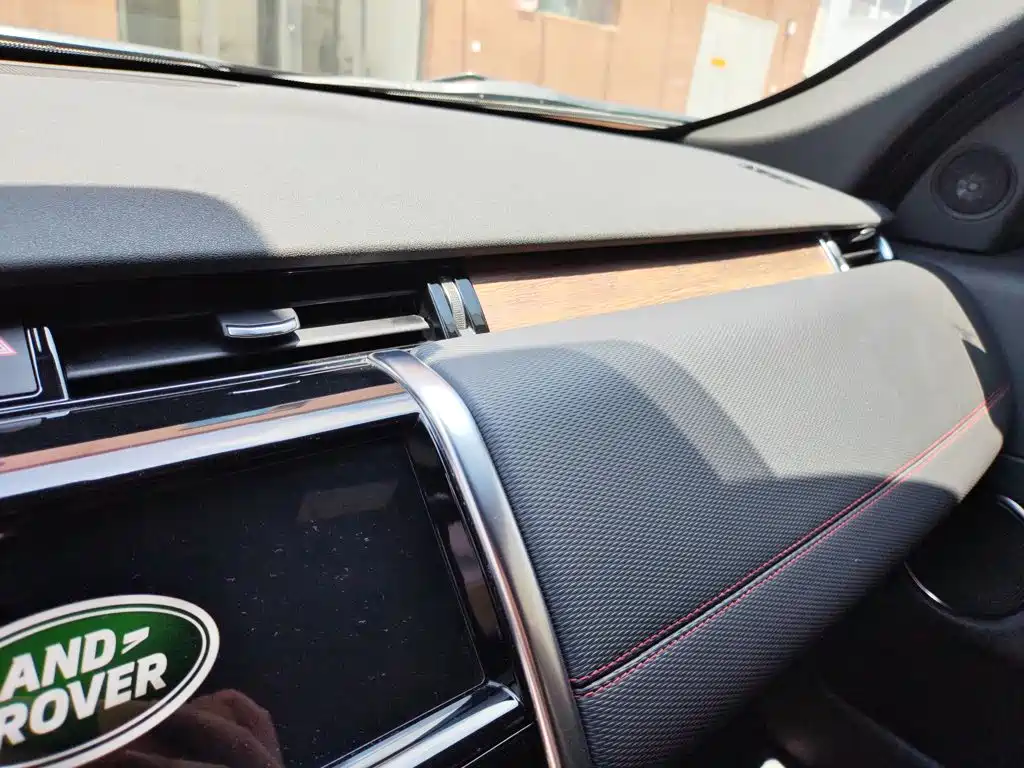 Land Rover Discovery Sport 2020 — фото 22