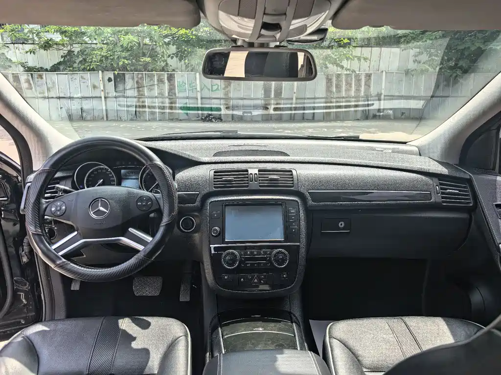 Mercedes-Benz R-Class 2017