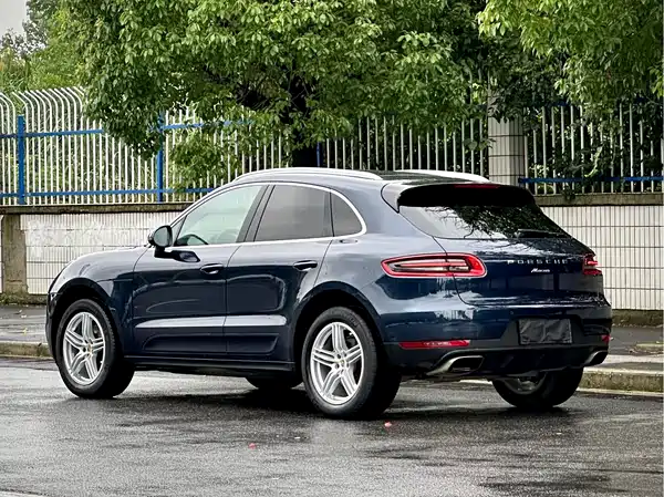 Porsche Macan 2015