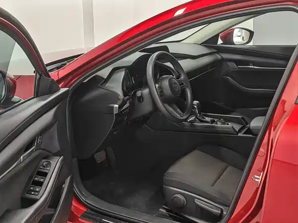 Mazda 3 Axela 2022