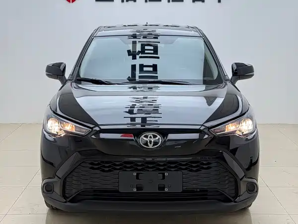Toyota Frontlander 2024