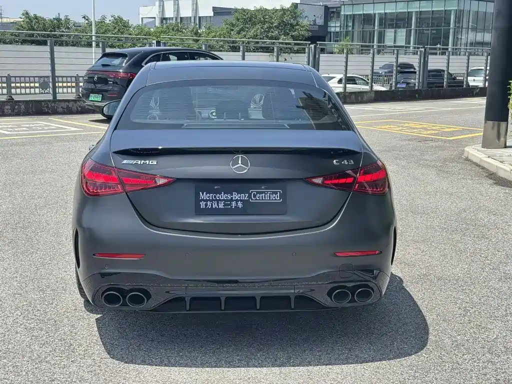 Mercedes-Benz C-Class AMG 2025 — фото 14