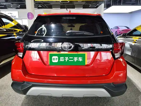 Toyota Yaris L 2021
