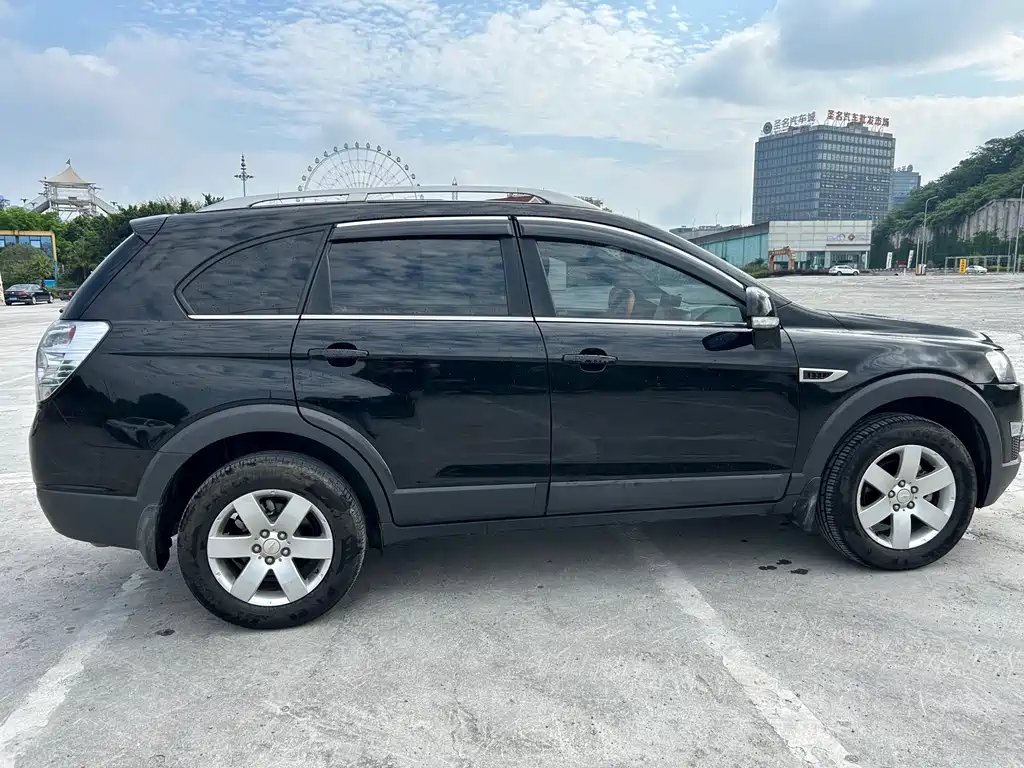 Chevrolet Captiva 2015 — фото 8