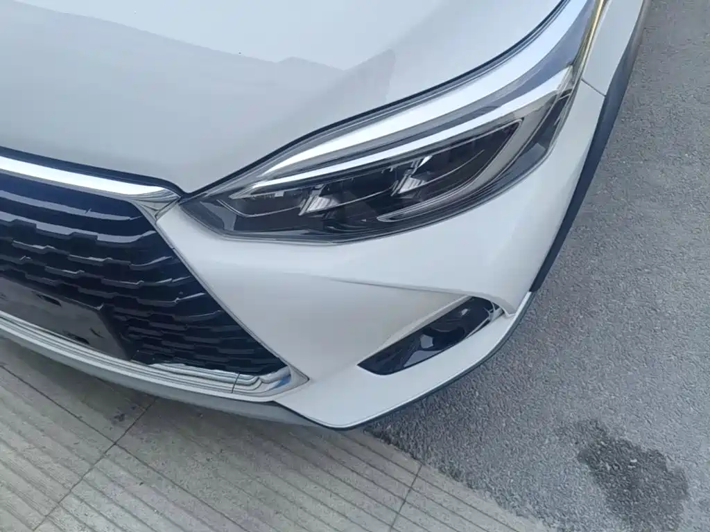Toyota Yaris L 2021 — фото 24