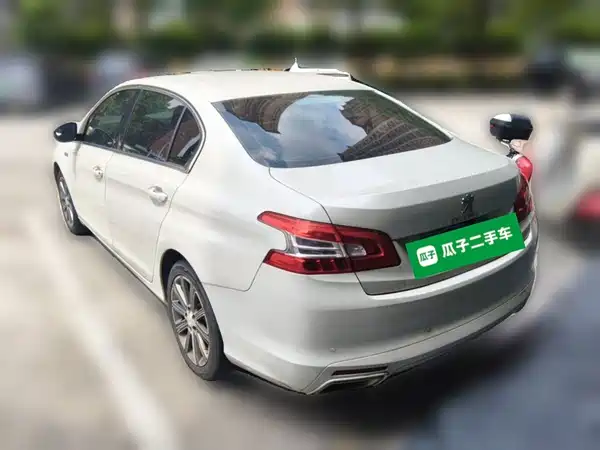 Peugeot 408 2016