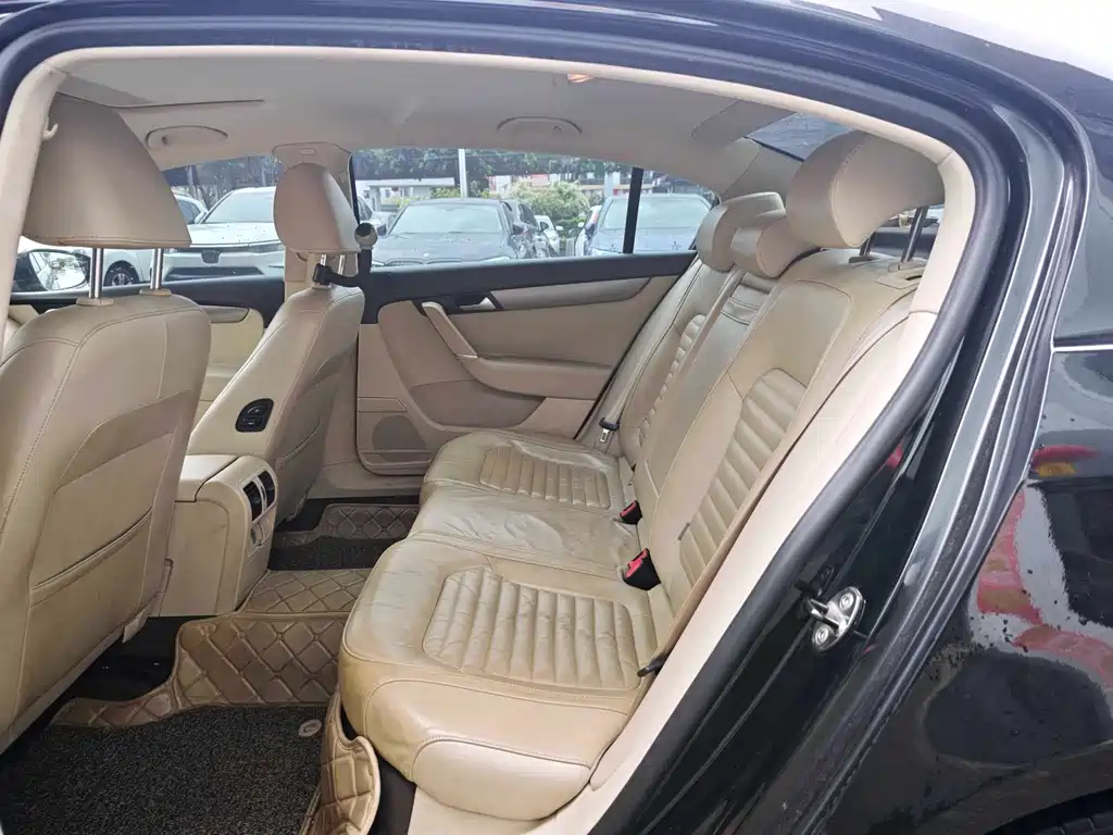 Volkswagen Magotan 2014