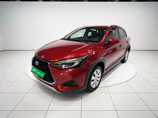 Toyota Yaris L 2021