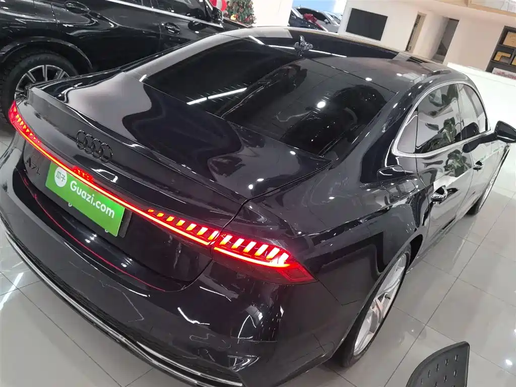 Audi A7L 2023 — фото 7