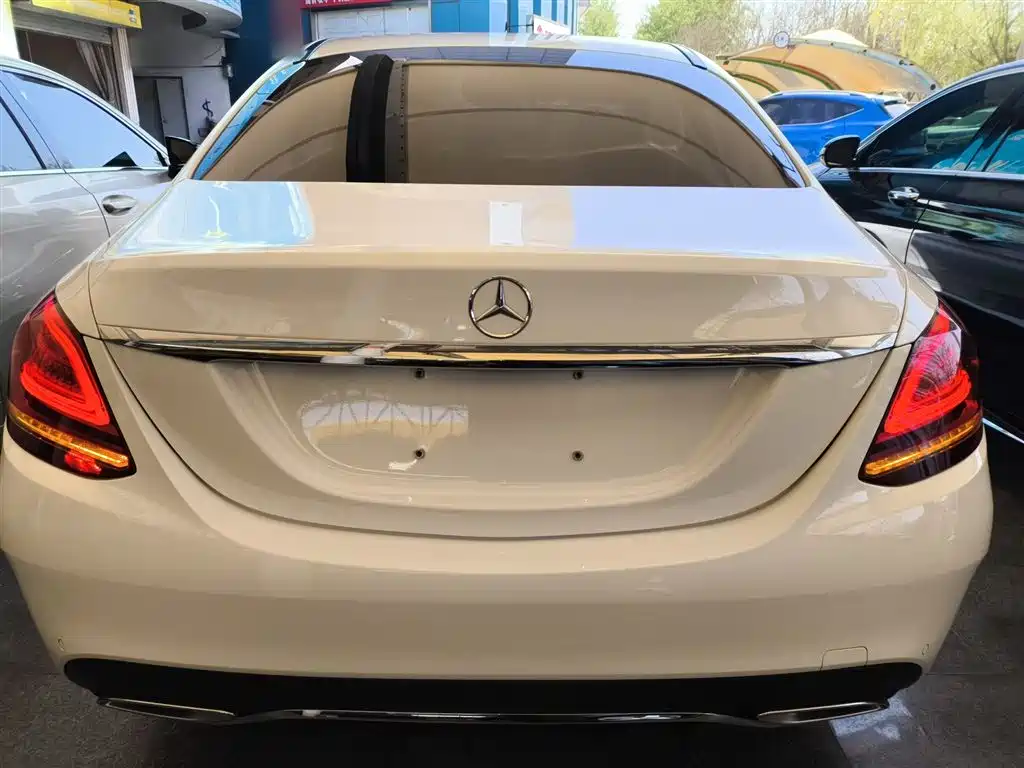 Mercedes-Benz C-Class 2019 — фото 6