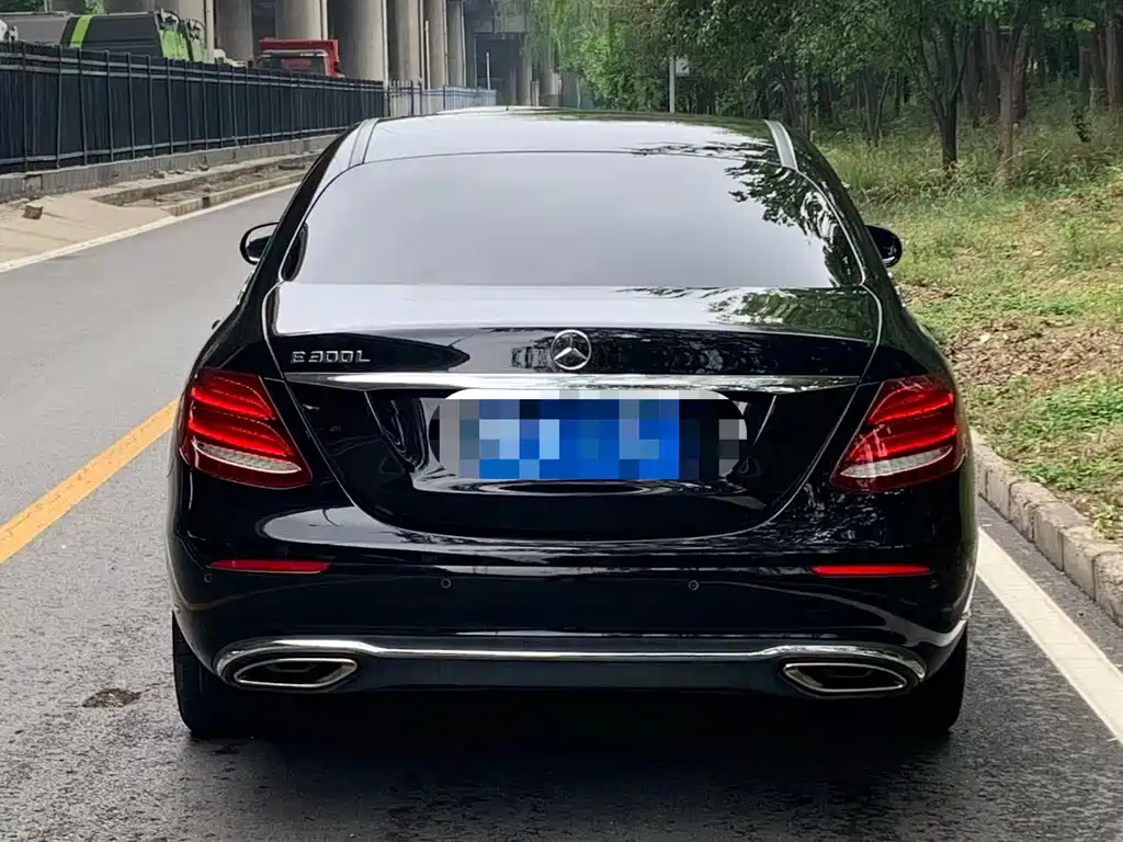 Mercedes-Benz E-Class 2019 — фото 5
