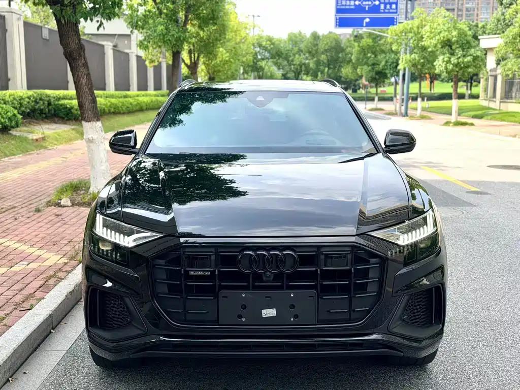 Audi Q8 2022 — фото 2