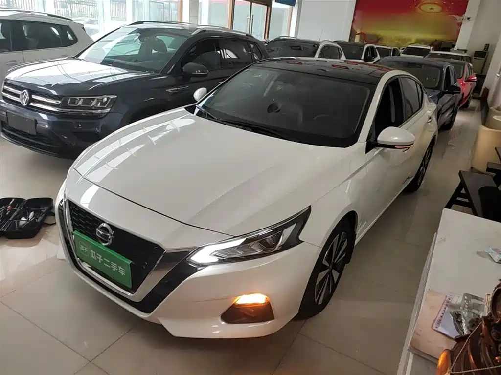 Nissan Teana 2021 — фото 1