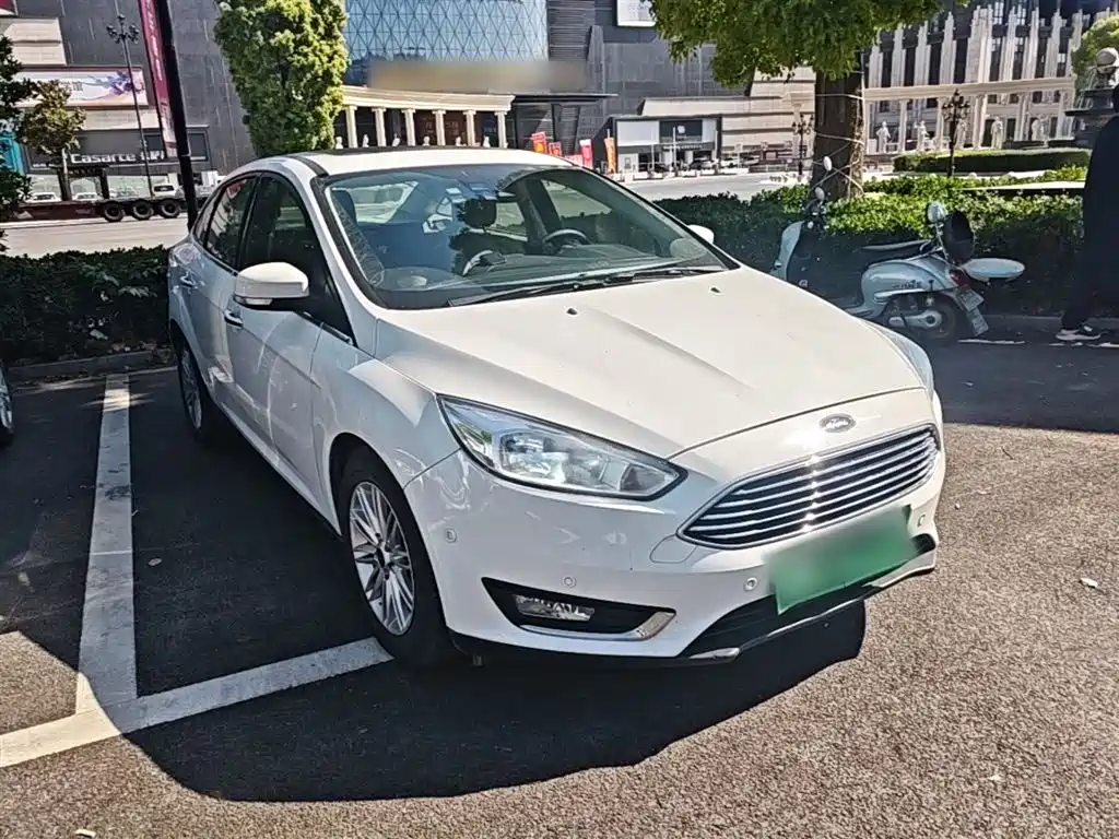 Ford Focus 2016 — фото 4