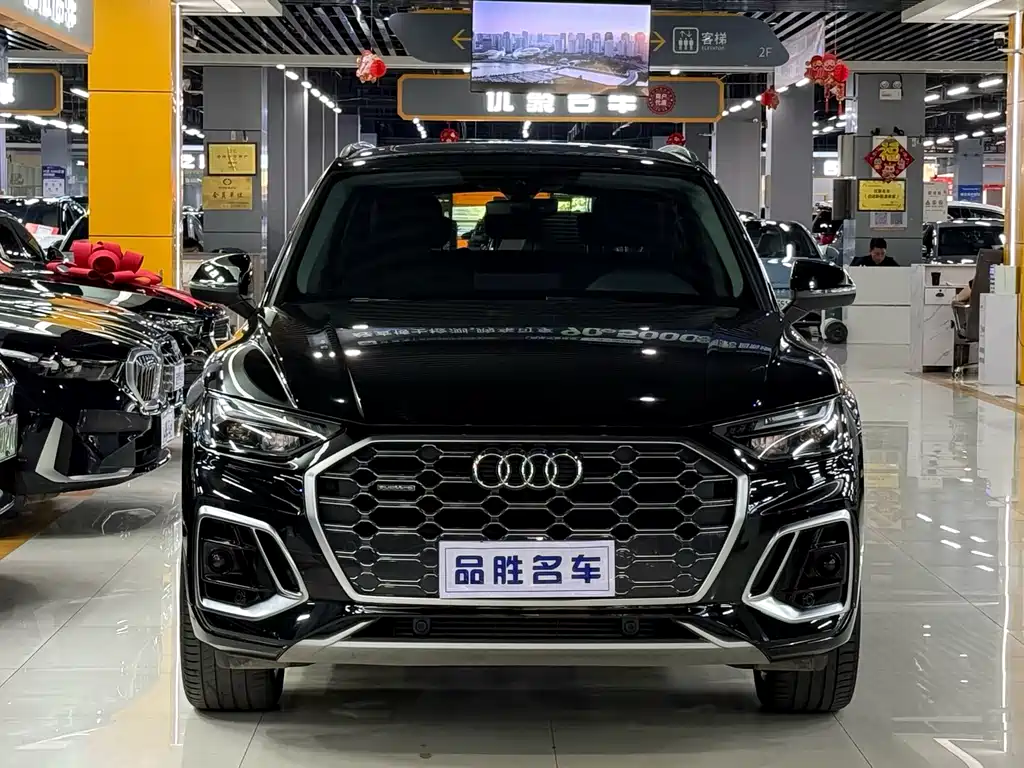 Audi Q5L 2023 — фото 2