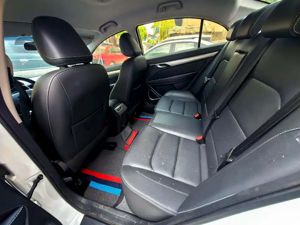 Geely Emgrand 2019
