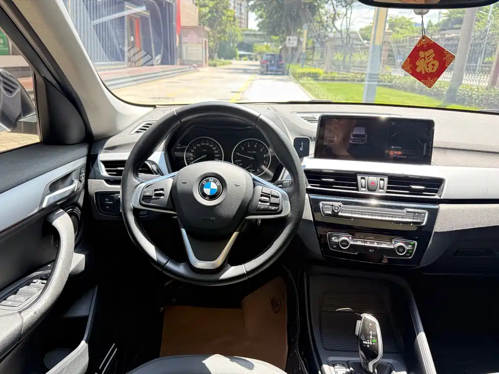 BMW X1 2017 — фото 15