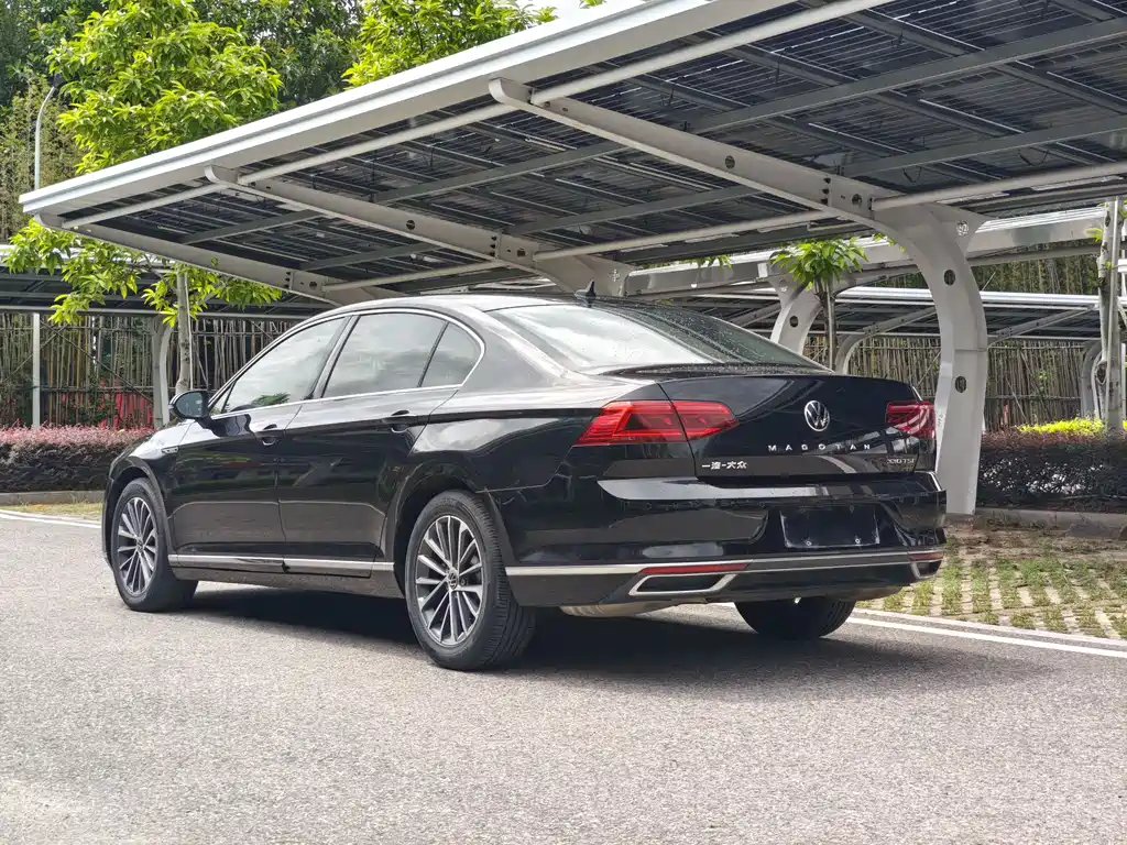 Volkswagen Magotan 2021