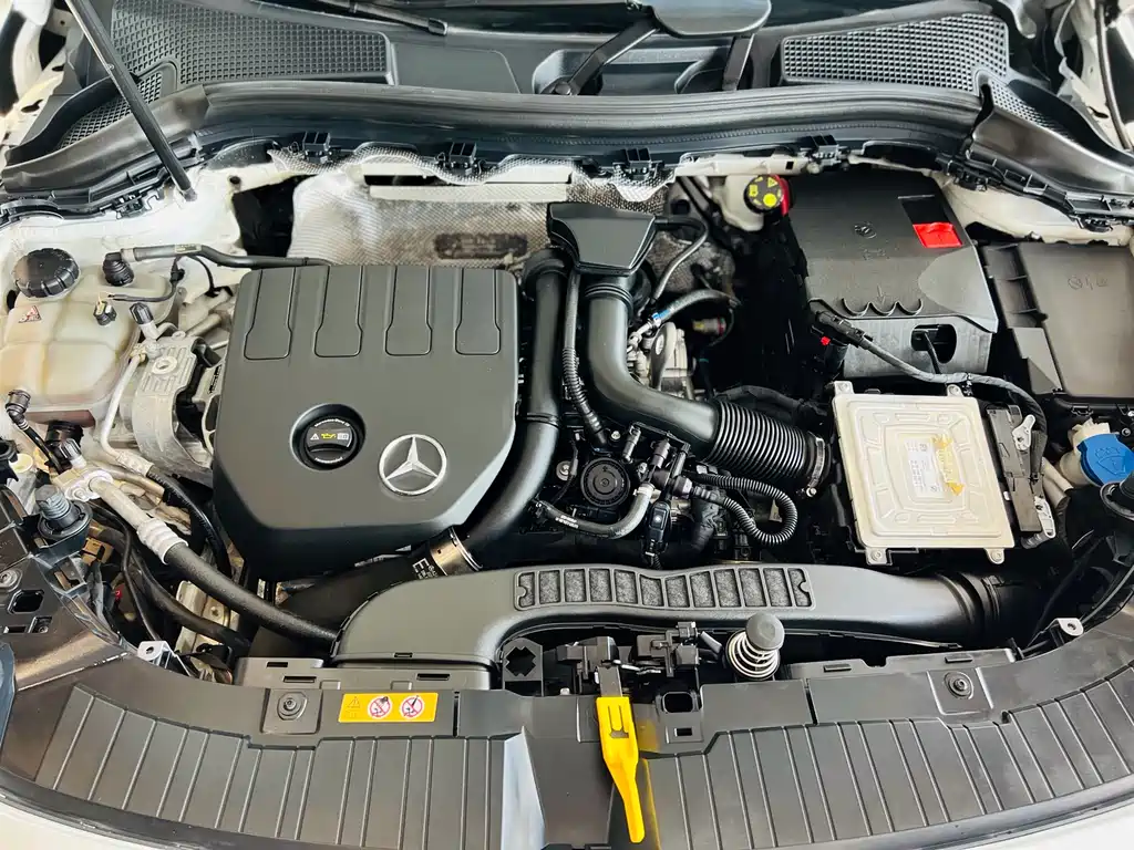 Mercedes-Benz GLA 2021 — фото 23