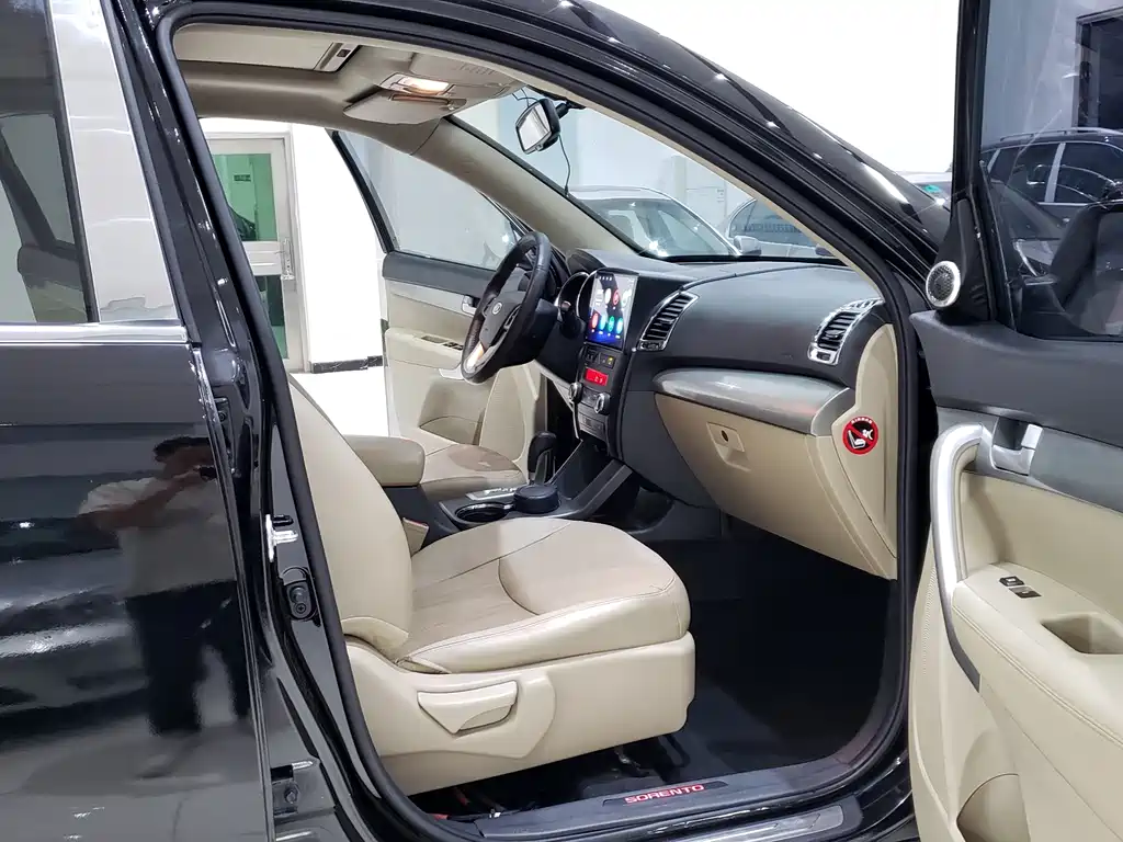 Kia Sorento 2012 — фото 17
