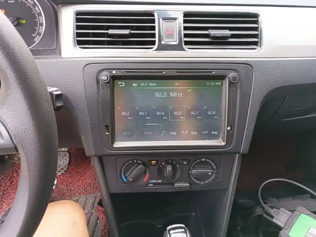 Skoda Rapid Spaceback 2016 — фото 13