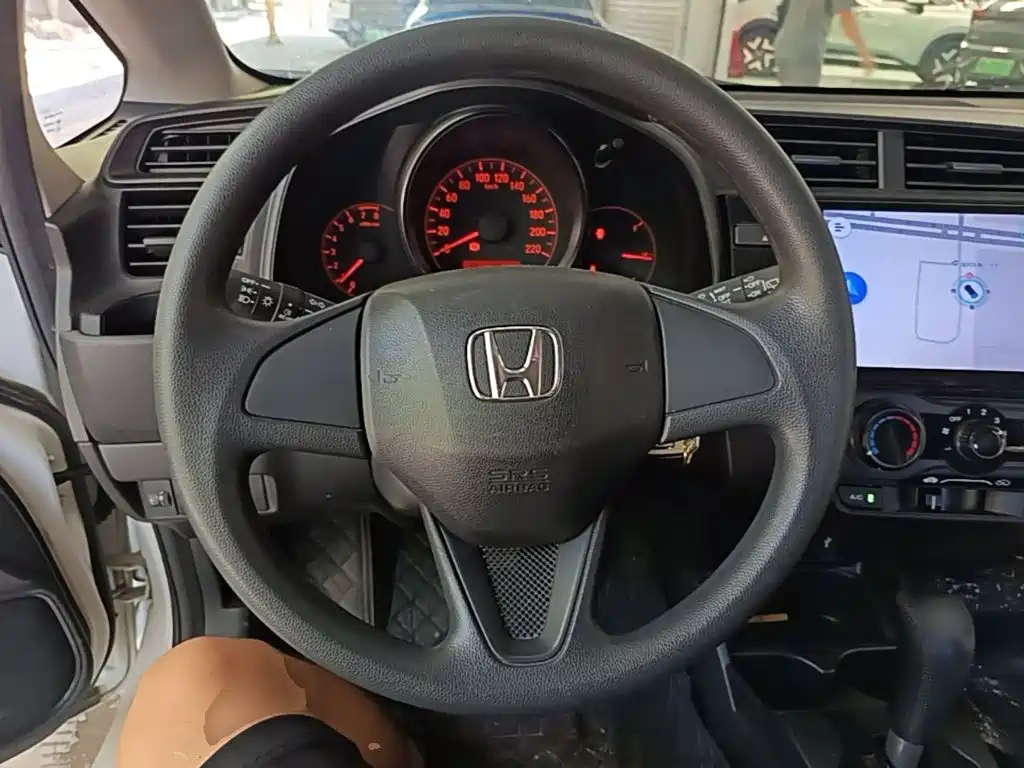 Honda Fit 2018 — фото 11