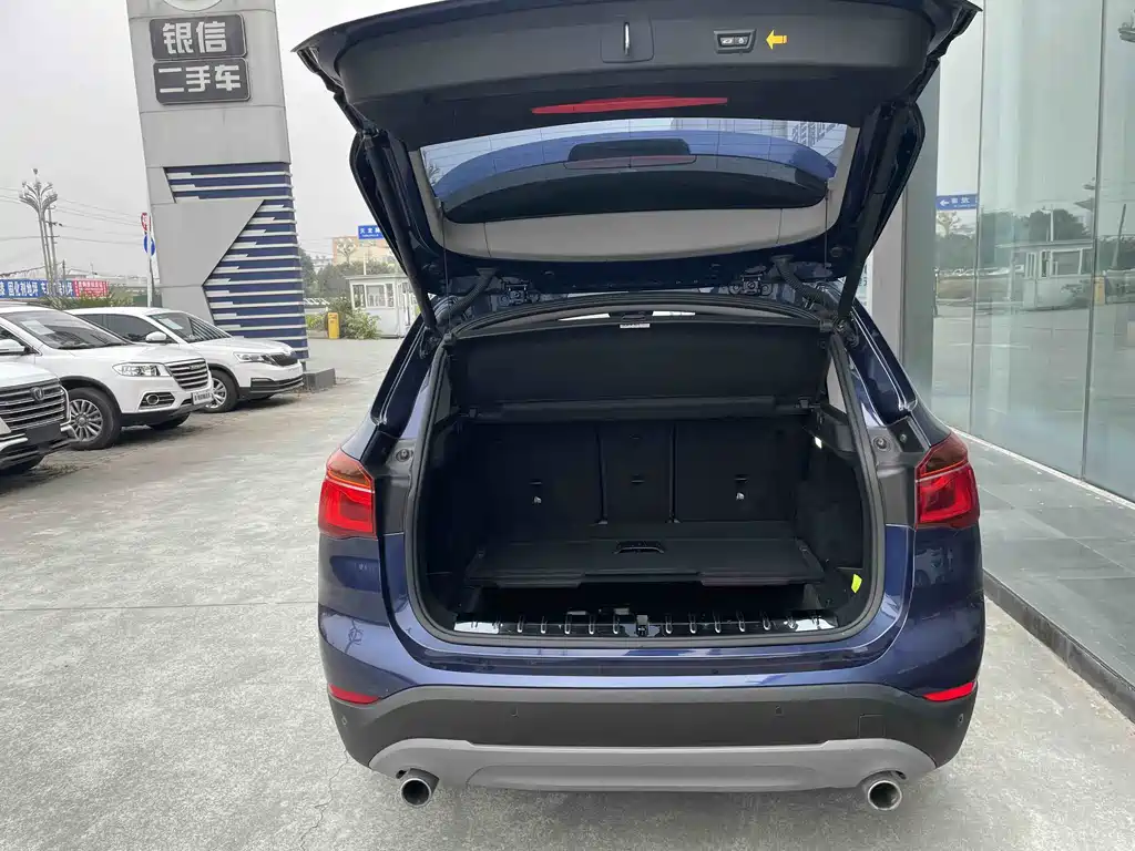 BMW X1 2019 — фото 10