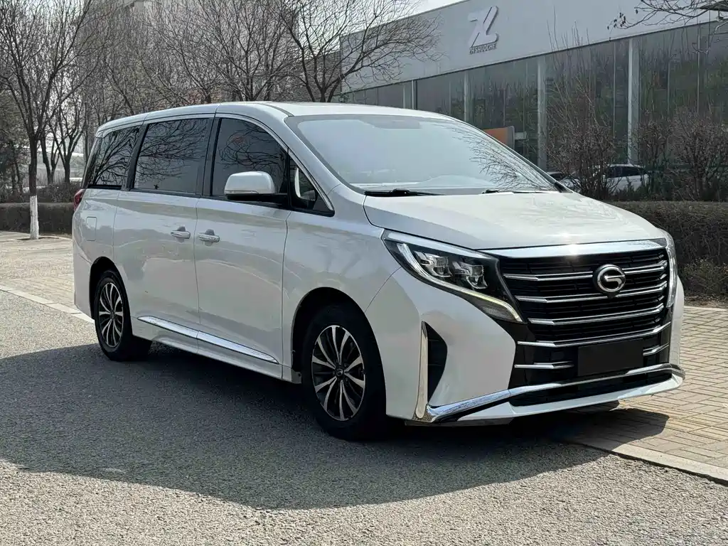 GAC Motor Trumpchi M8 2022 — фото 3