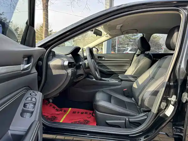 Nissan Teana 2021