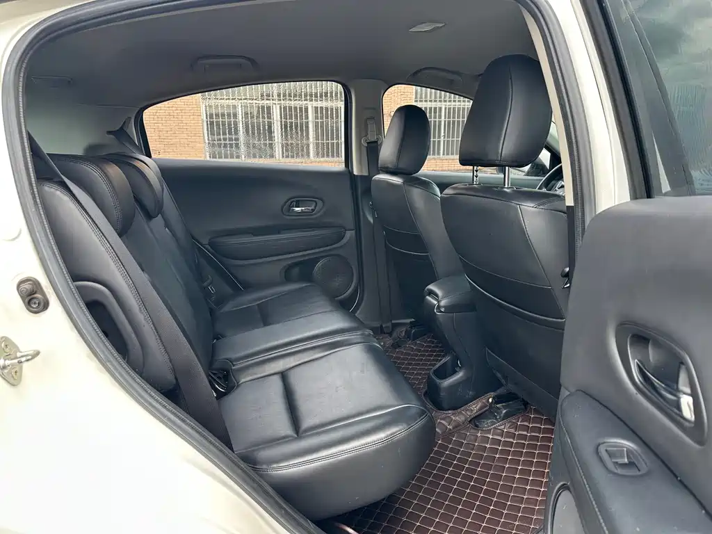 Honda Vezel 2017 — фото 14