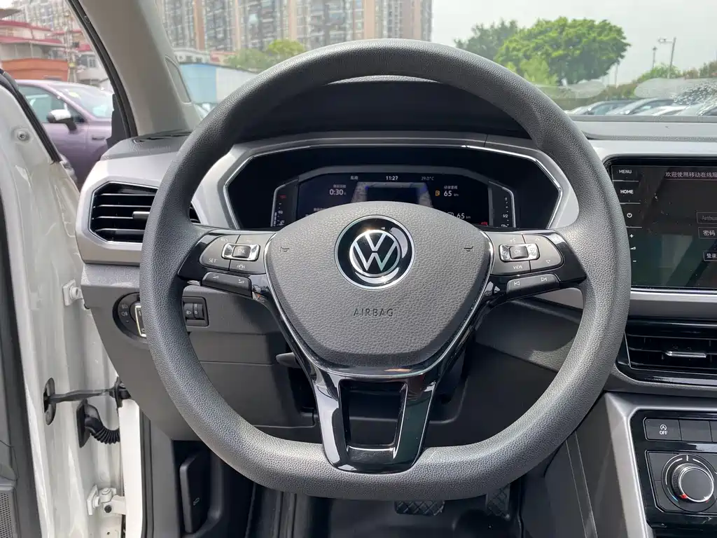 Volkswagen T-Cross 2022 — фото 10