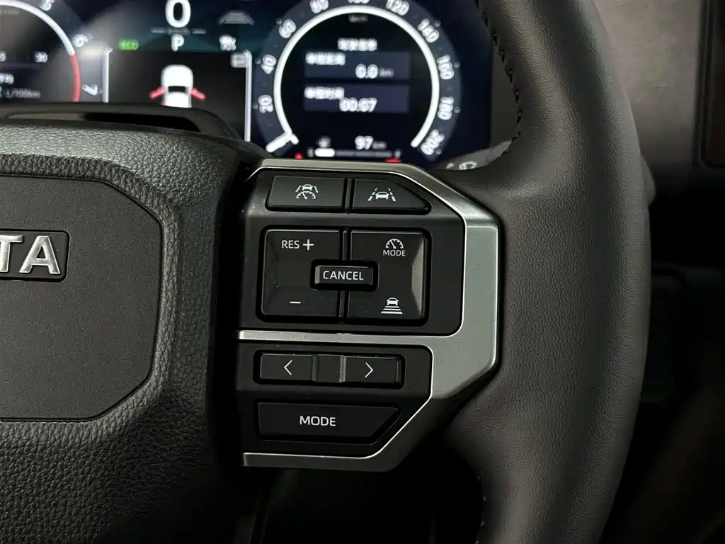 Toyota Prado 2026 — фото 17